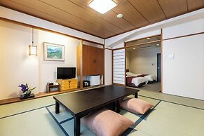 Yamatoya Honten Ryokan Osaka