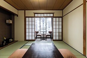 Yamatoya Honten Ryokan Osaka