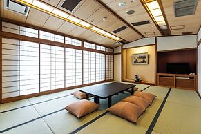 Yamatoya Honten Ryokan Osaka