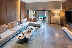Rixos Sungate - The Land of Legends Access