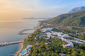 Rixos Sungate - The Land of Legends Access