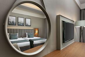 Rixos Sungate - The Land of Legends Access