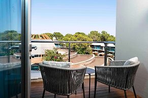 Rixos Sungate - The Land of Legends Access