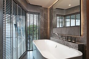 Rixos Sungate - The Land of Legends Access