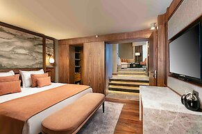 Rixos Sungate - The Land of Legends Access