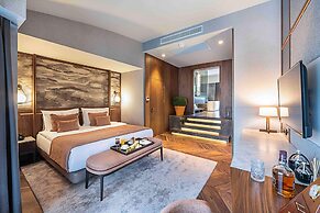 Rixos Sungate - The Land of Legends Access