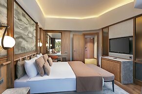 Rixos Sungate - The Land of Legends Access
