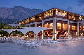 Rixos Sungate - The Land of Legends Access