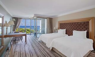 Rixos Sungate - The Land of Legends Access