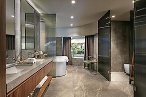 Rixos Sungate - The Land of Legends Access