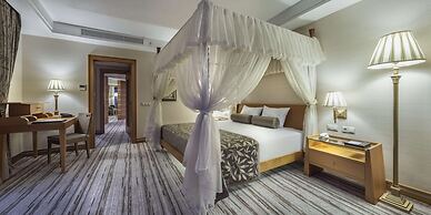 Rixos Sungate - The Land of Legends Access