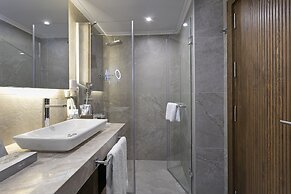 Rixos Sungate - The Land of Legends Access