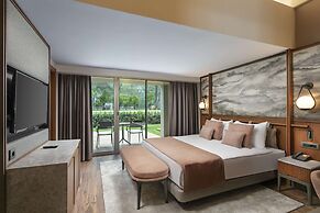 Rixos Sungate - The Land of Legends Access