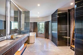 Rixos Sungate - The Land of Legends Access