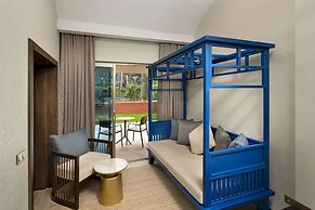 Rixos Sungate - The Land of Legends Access
