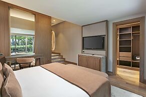 Rixos Sungate - The Land of Legends Access