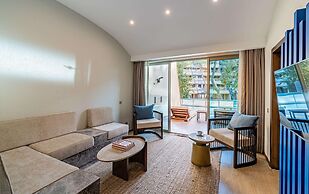 Rixos Sungate - The Land of Legends Access