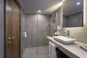 Rixos Sungate - The Land of Legends Access