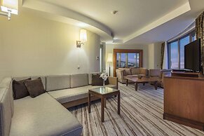 Rixos Sungate - The Land of Legends Access