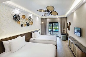 Rixos Sungate - The Land of Legends Access