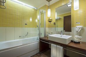 Rixos Sungate - The Land of Legends Access