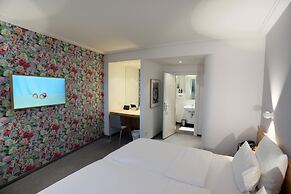 MOMA1890 Boutique Hotel
