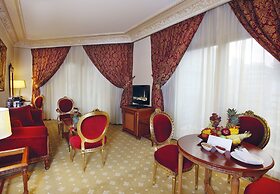 Serenada Golden Palace - Boutique Hotel