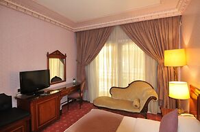 Serenada Golden Palace - Boutique Hotel