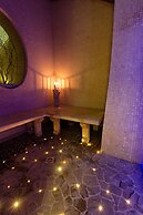 Golden Tower Hotel & Spa