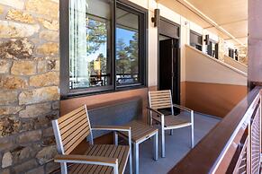 Maswik Lodge - Inside the Park