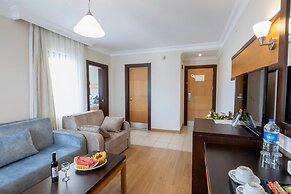 Kandelor Hotel