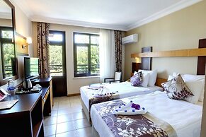 Kandelor Hotel