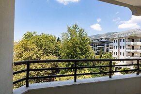 Kandelor Hotel