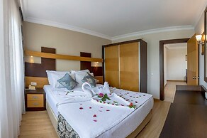 Kandelor Hotel
