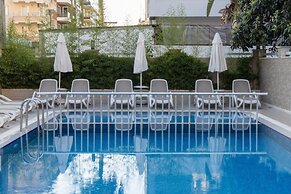 Kandelor Hotel
