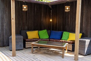 Kandelor Hotel