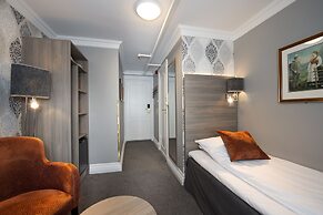 Dr. Holms Hotel