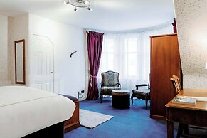 Muthu Queens Hotel