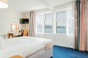 Muthu Queens Hotel