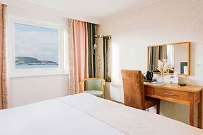 Muthu Queens Hotel