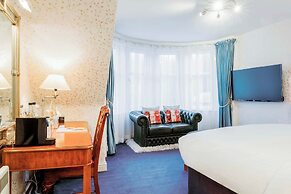 Muthu Queens Hotel