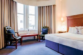 Muthu Queens Hotel