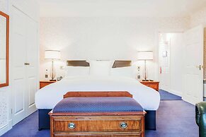 Muthu Queens Hotel