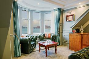 Muthu Queens Hotel