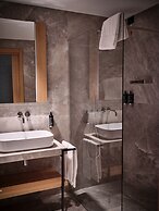 IL LEON D'ORO HOTEL BARI – BY FARACE HOTELS