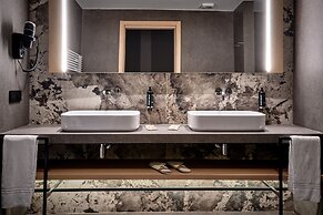IL LEON D'ORO HOTEL BARI – BY FARACE HOTELS
