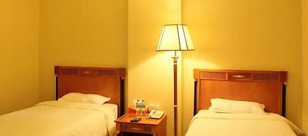 Safari Hotel