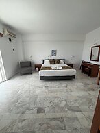 Vlycha Beach Studios & Apartments
