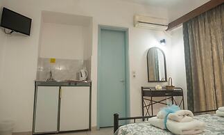 Antonios Hotel