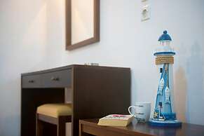 Antonios Hotel
